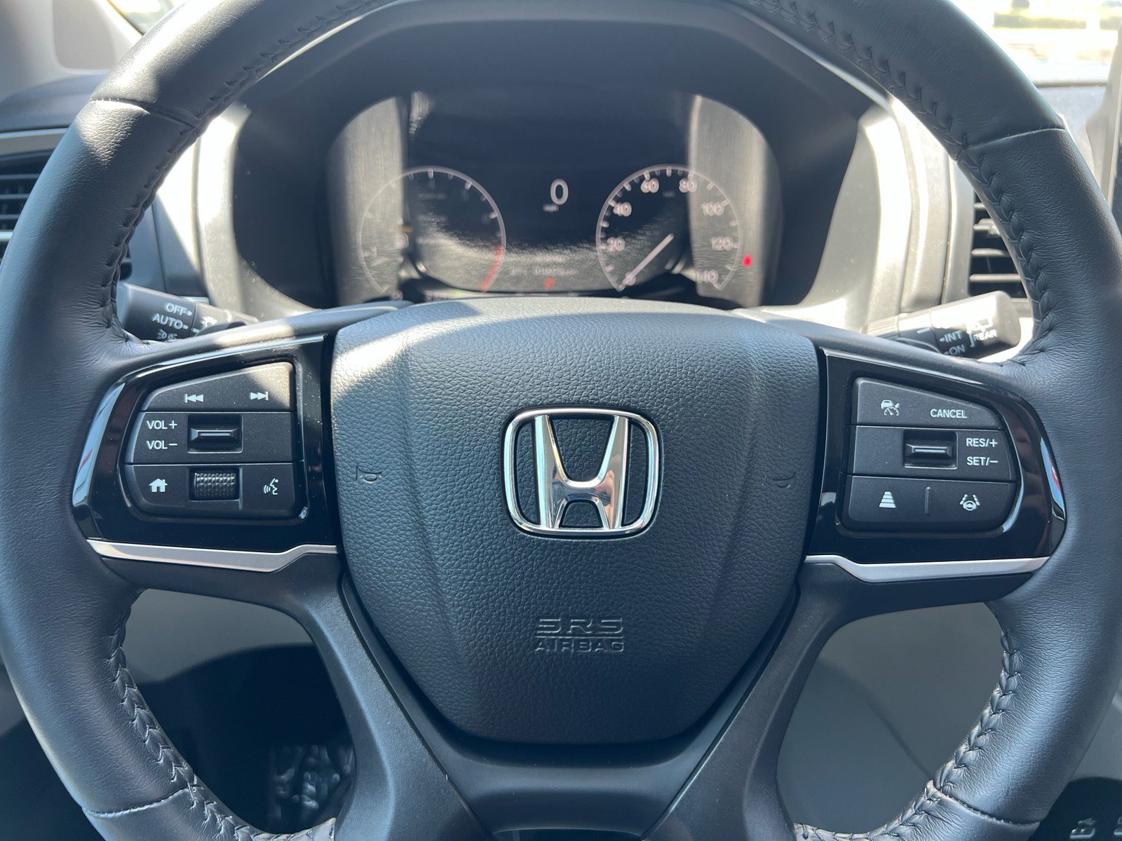 Used 2025 Honda Odyssey EX-L image 19