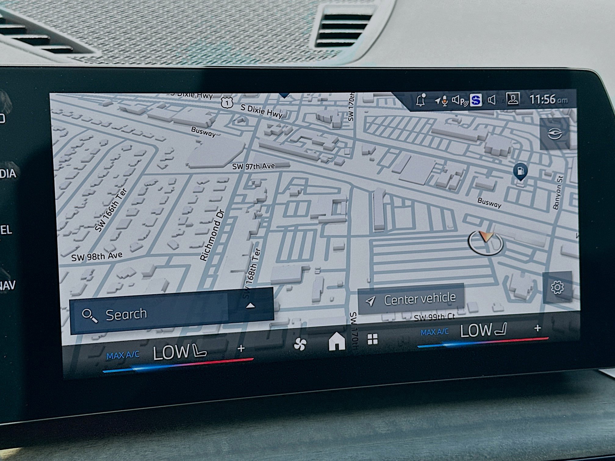 New 2025 BMW X1 xDrive28i w/ Technology Package image 11