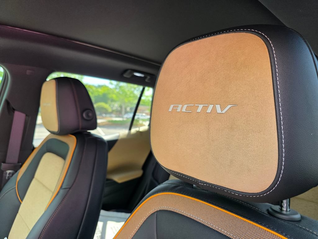 New 2026 Chevrolet Equinox ACTIV w/ Convenience Package III FWD image 10