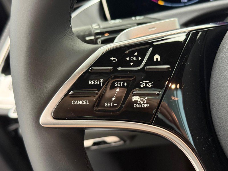 New 2027 Mercedes-Benz E 450 4MATIC Sedan image 11