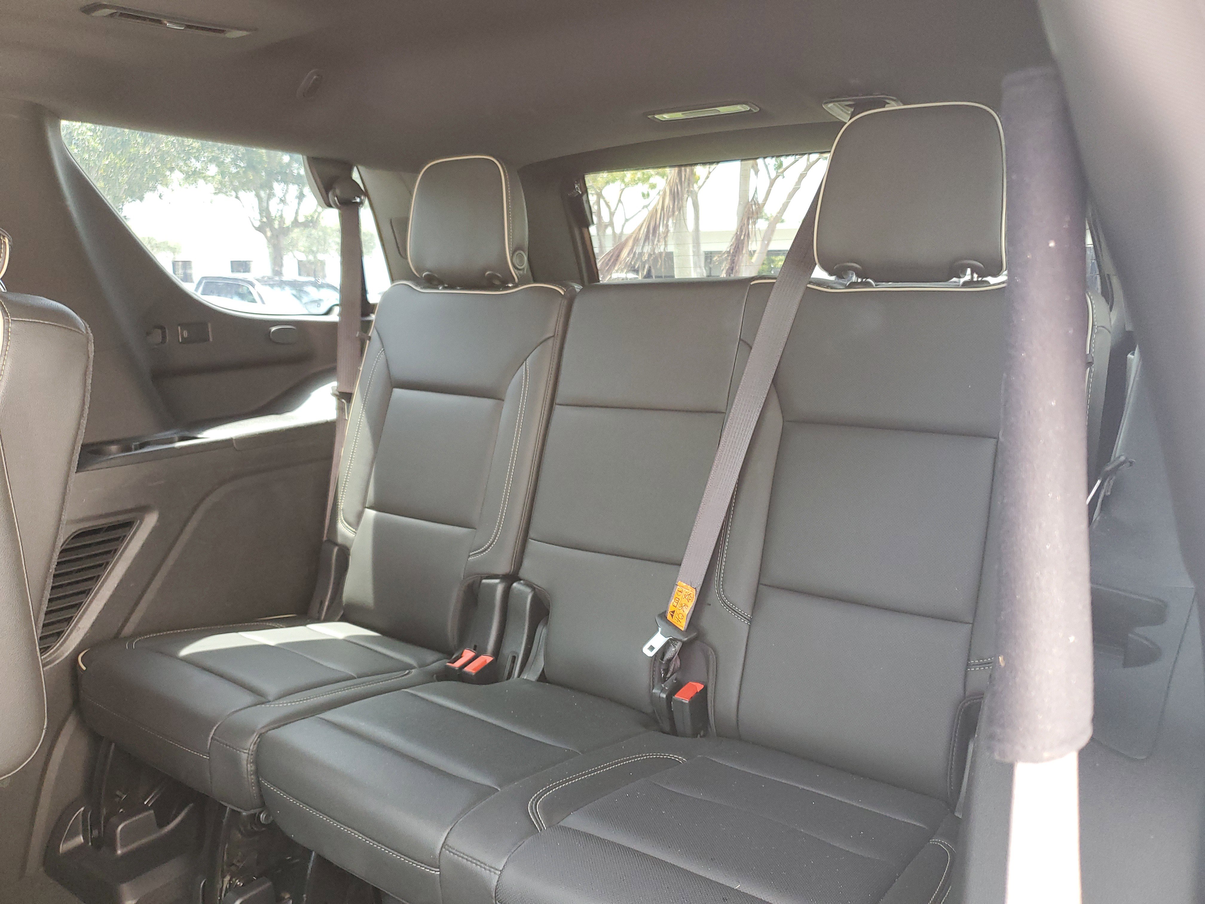 Used 2021 Chevrolet Tahoe Premier w/ Premium Package RWD image 13