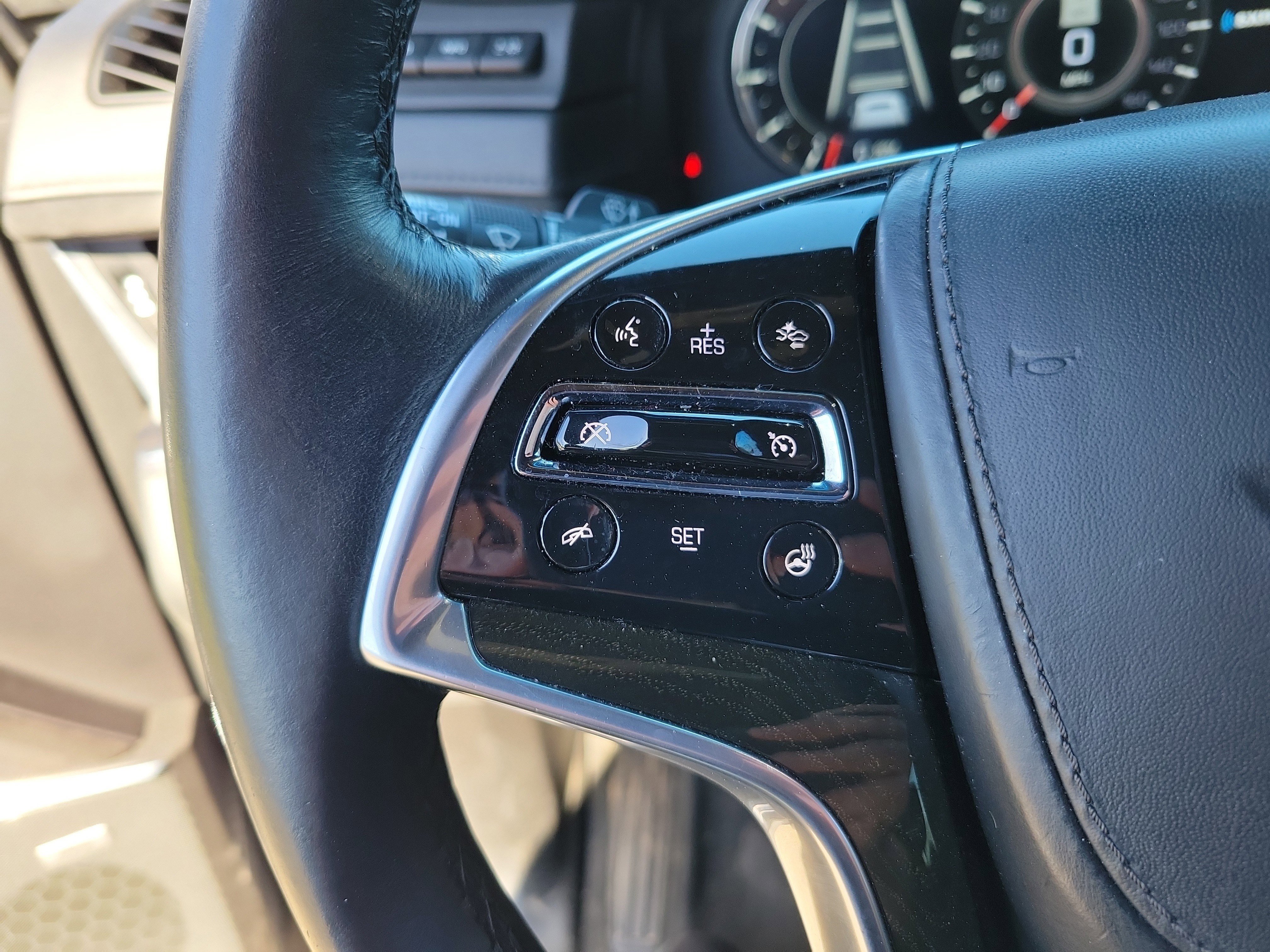 Used 2018 Cadillac Escalade ESV Platinum image 18