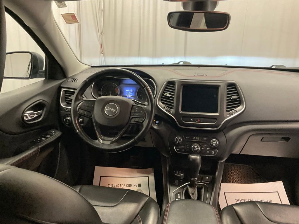 Used 2019 Jeep Cherokee Trailhawk w/ Cold Weather Group image 24