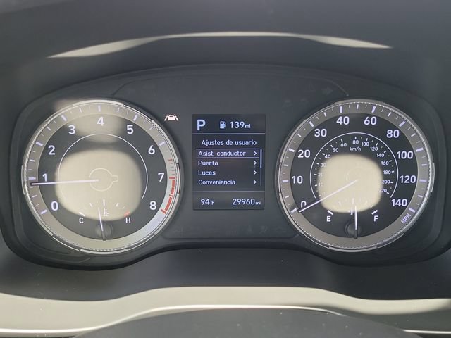 Used 2022 Hyundai Venue Limited w/ Cargo Package FWD image 17