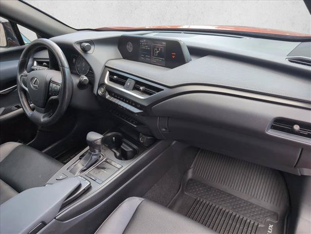 Used 2019 Lexus UX 200 w/ Premium Package FWD image 24