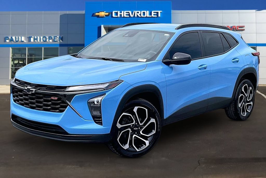Used 2024 Chevrolet Trax RS w/ Driver Confidence Package FWD image 3