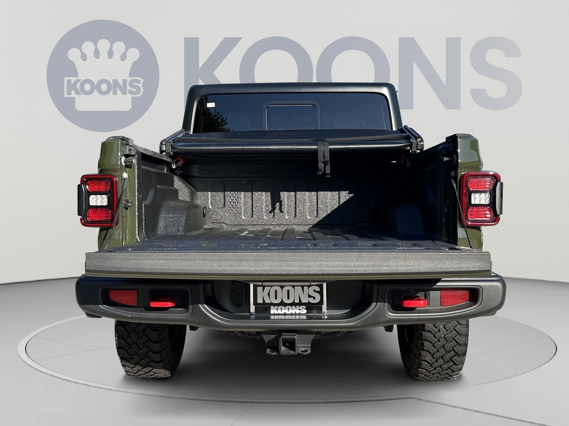 Used 2023 Jeep Gladiator Rubicon w/ LED Lighting Group AWD/4WD image 34