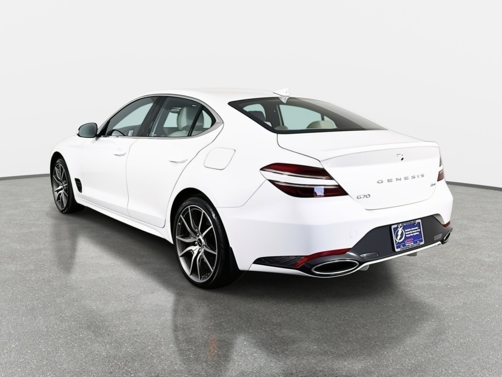 New 2025 Genesis G70 2.5T image 5
