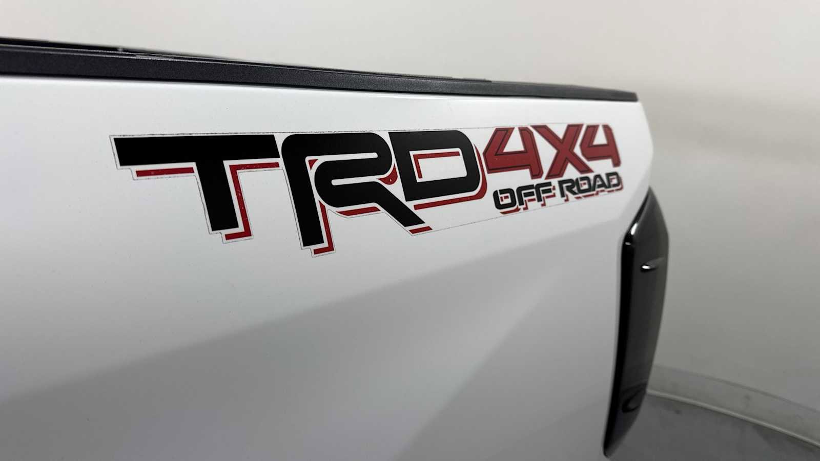 Certified 2016 Toyota Tundra SR5 image 27