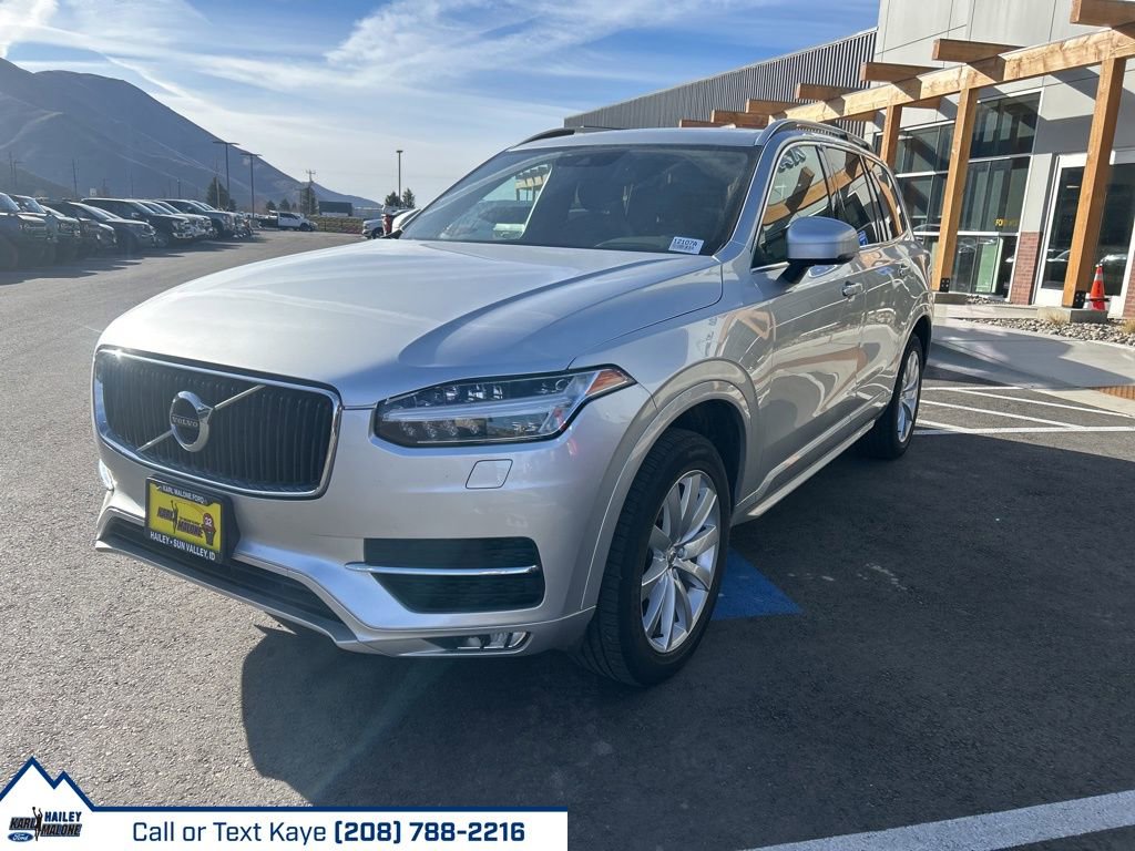 Used 2016 Volvo XC90 T6 Momentum w/ Momentum Plus Package image 3