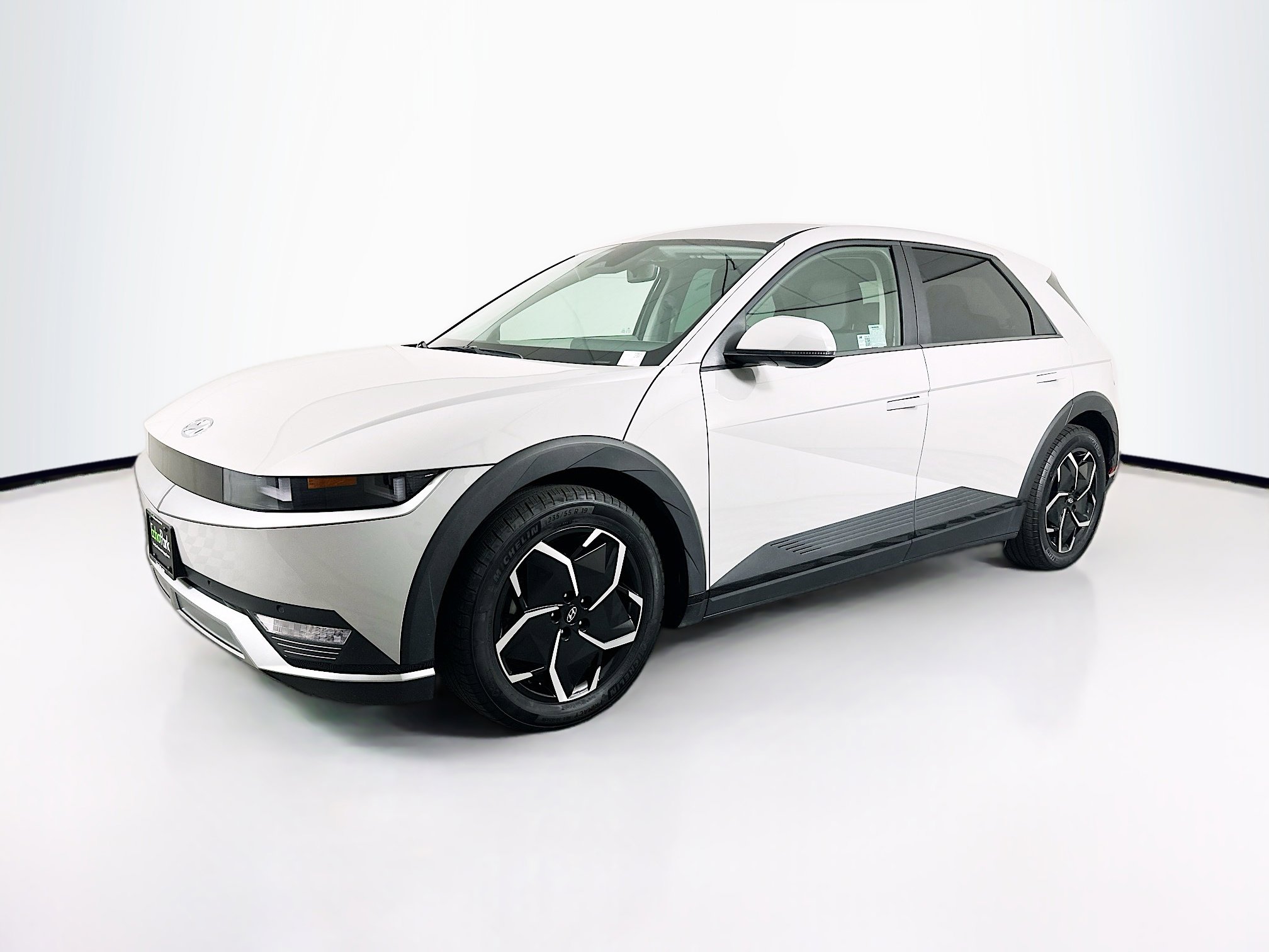 Used 2024 Hyundai Ioniq 5 SEL image 3