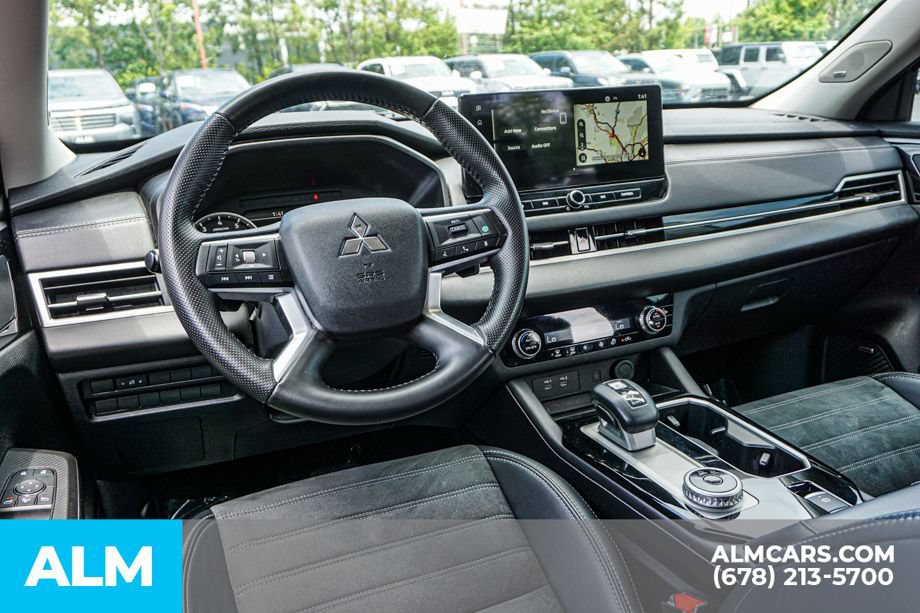 Used 2025 Mitsubishi Outlander SE FWD image 28