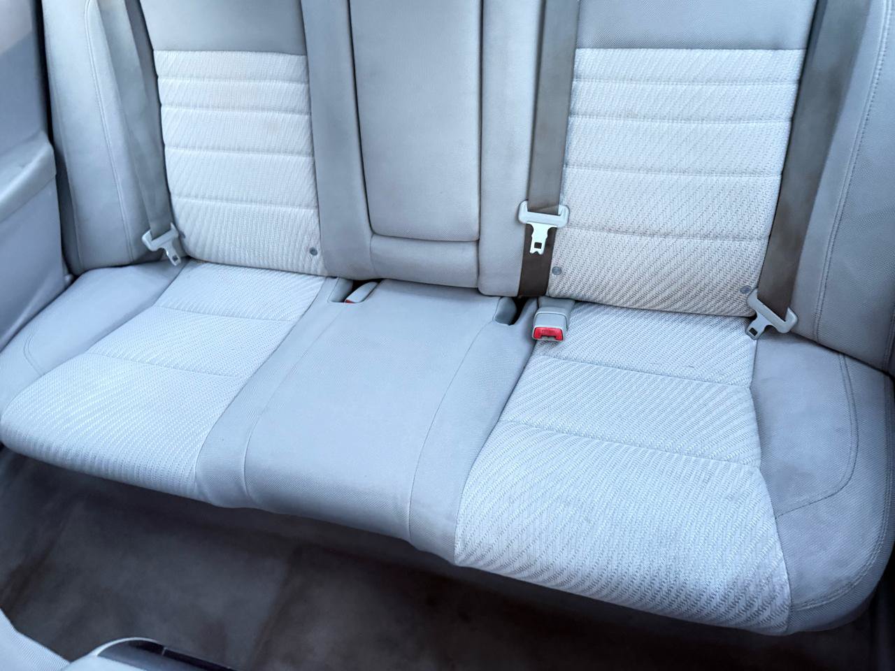 Used 2015 Toyota Camry LE FWD image 11