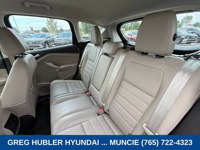 Used 2017 Ford C-MAX Titanium w/ Equipment Group 301A FWD image 18