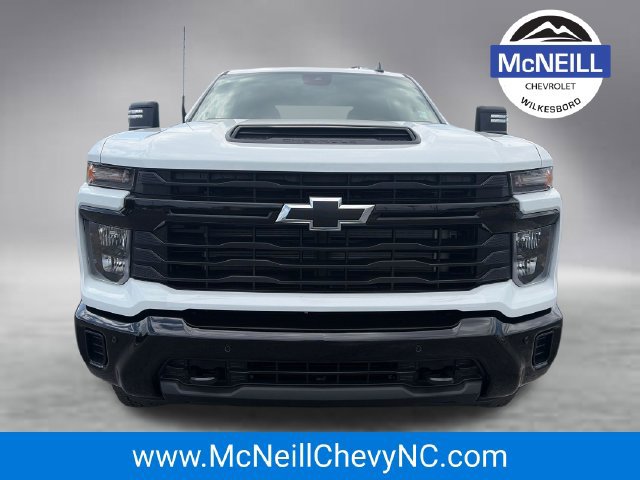 New 2026 Chevrolet Silverado 2500 Custom w/ Custom Value Package AWD/4WD image 2