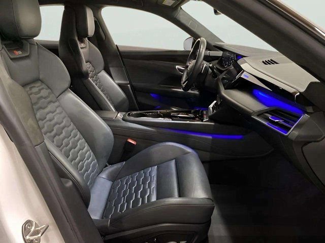 Used 2023 Audi RS e-tron GT w/ Carbon Performance Package image 22