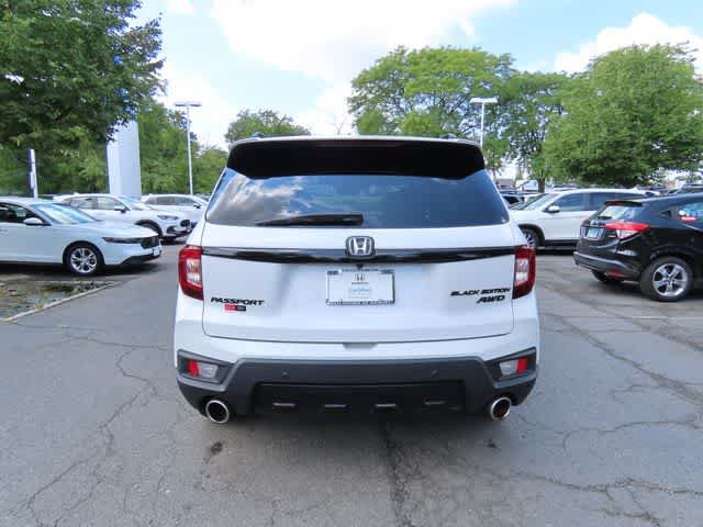 Certified 2024 Honda Passport Black Edition image 5