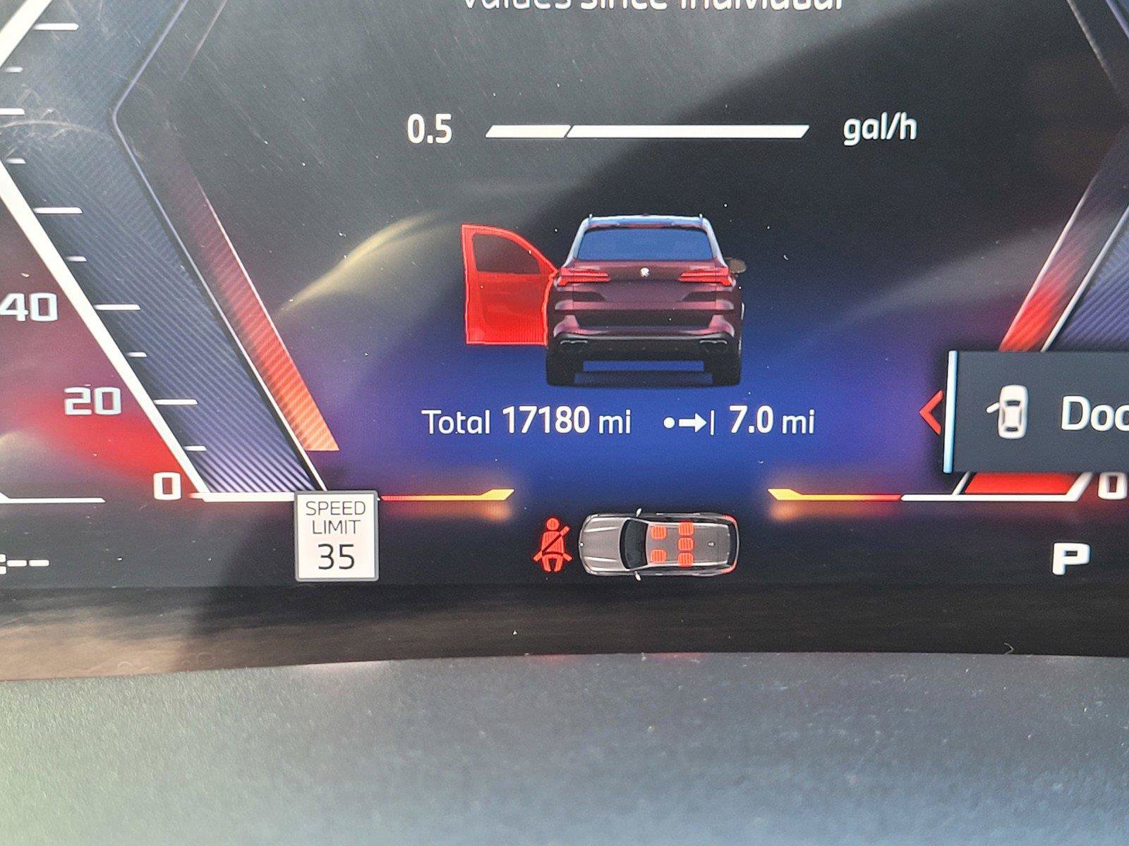 Used 2024 BMW X5 M60i AWD/4WD image 31