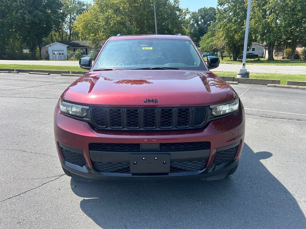 Used 2023 Jeep Grand Cherokee L Laredo AWD/4WD image 2