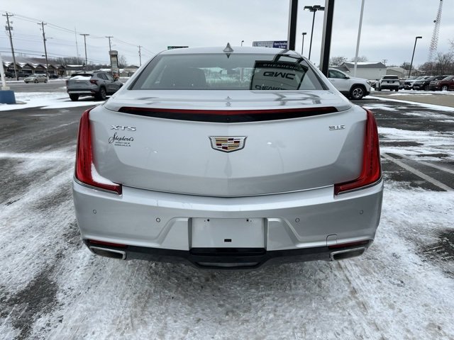 Used 2019 Cadillac XTS Luxury image 16