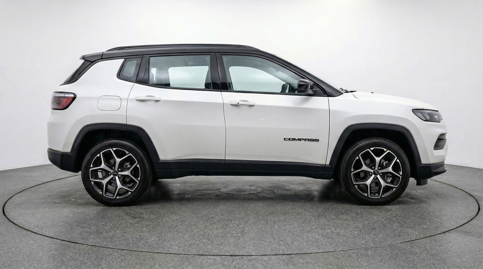 Used 2025 Jeep Compass Limited AWD/4WD image 11