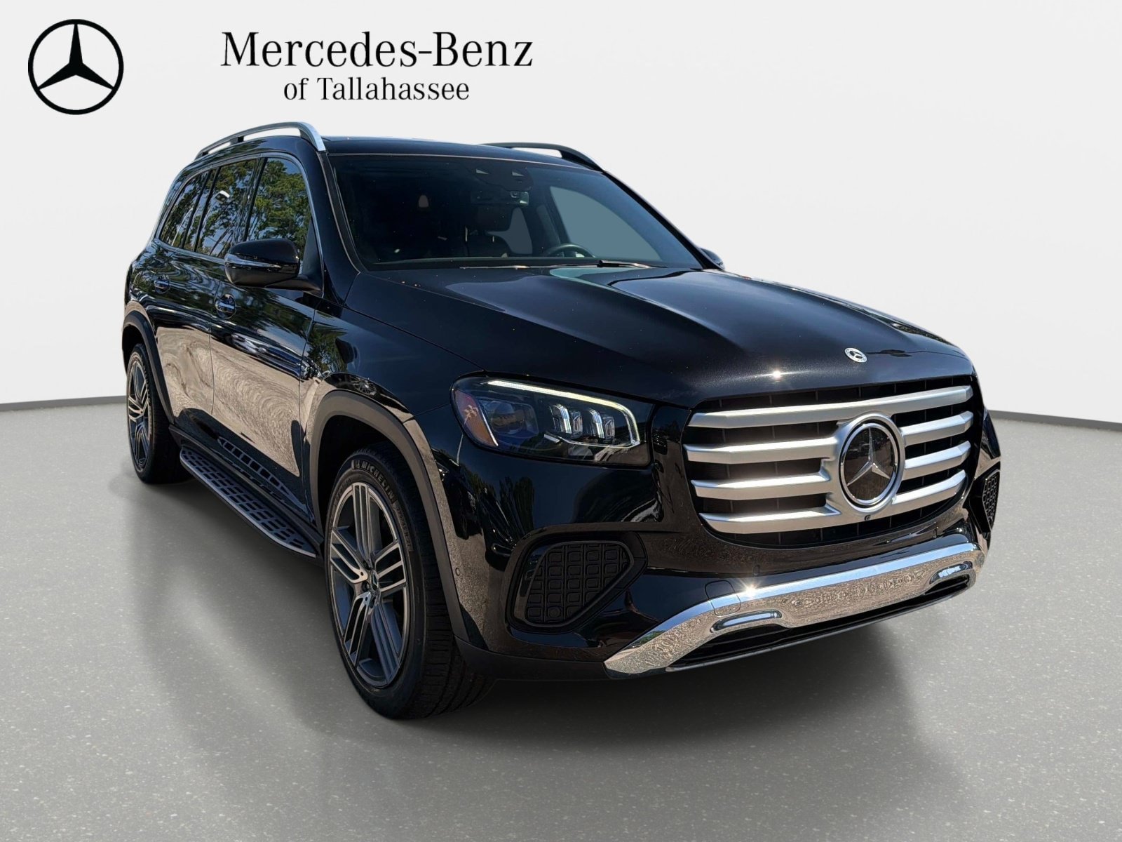 Used 2024 Mercedes-Benz GLS 450 4MATIC image 3