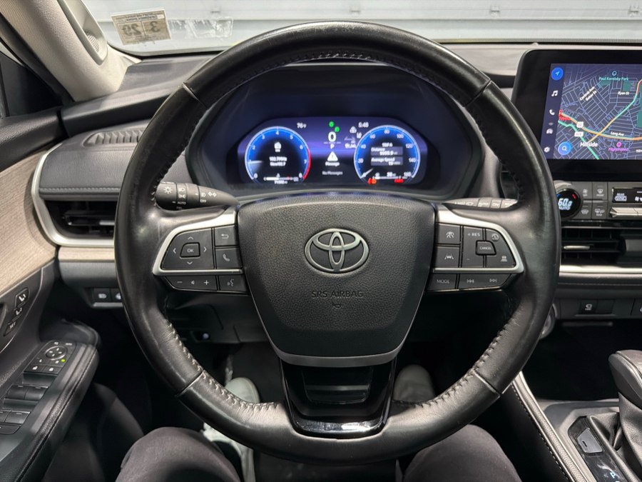 Used 2024 Toyota Grand Highlander AWD image 21