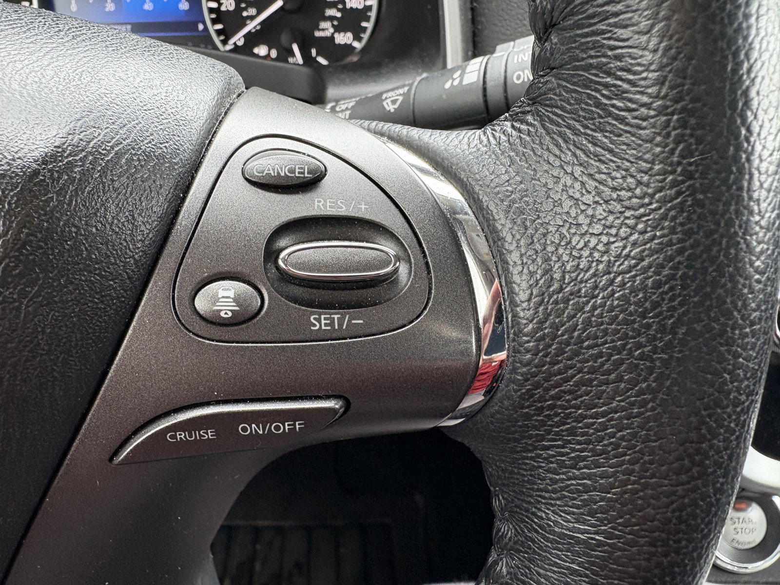 Used 2020 Nissan Murano SL w/ Moonroof Package AWD/4WD image 17