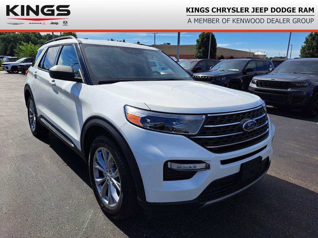 Used 2023 Ford Explorer XLT w/ Equipment Group 202A AWD/4WD image 1