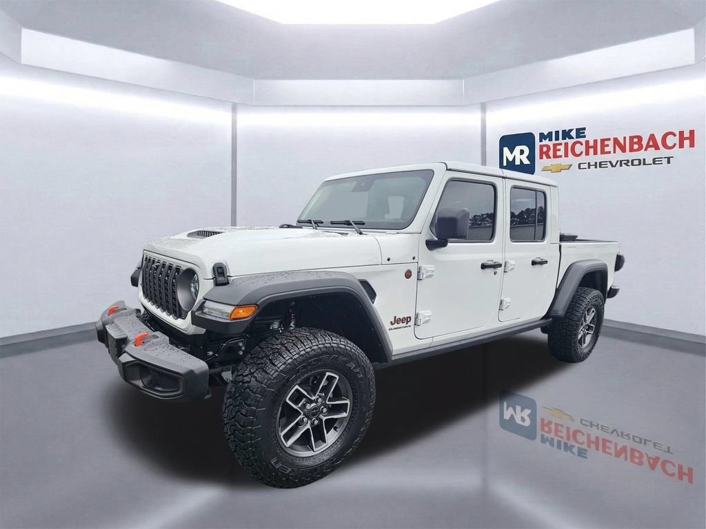 Used 2025 Jeep Gladiator Mojave w/ Technology Group AWD/4WD image 9