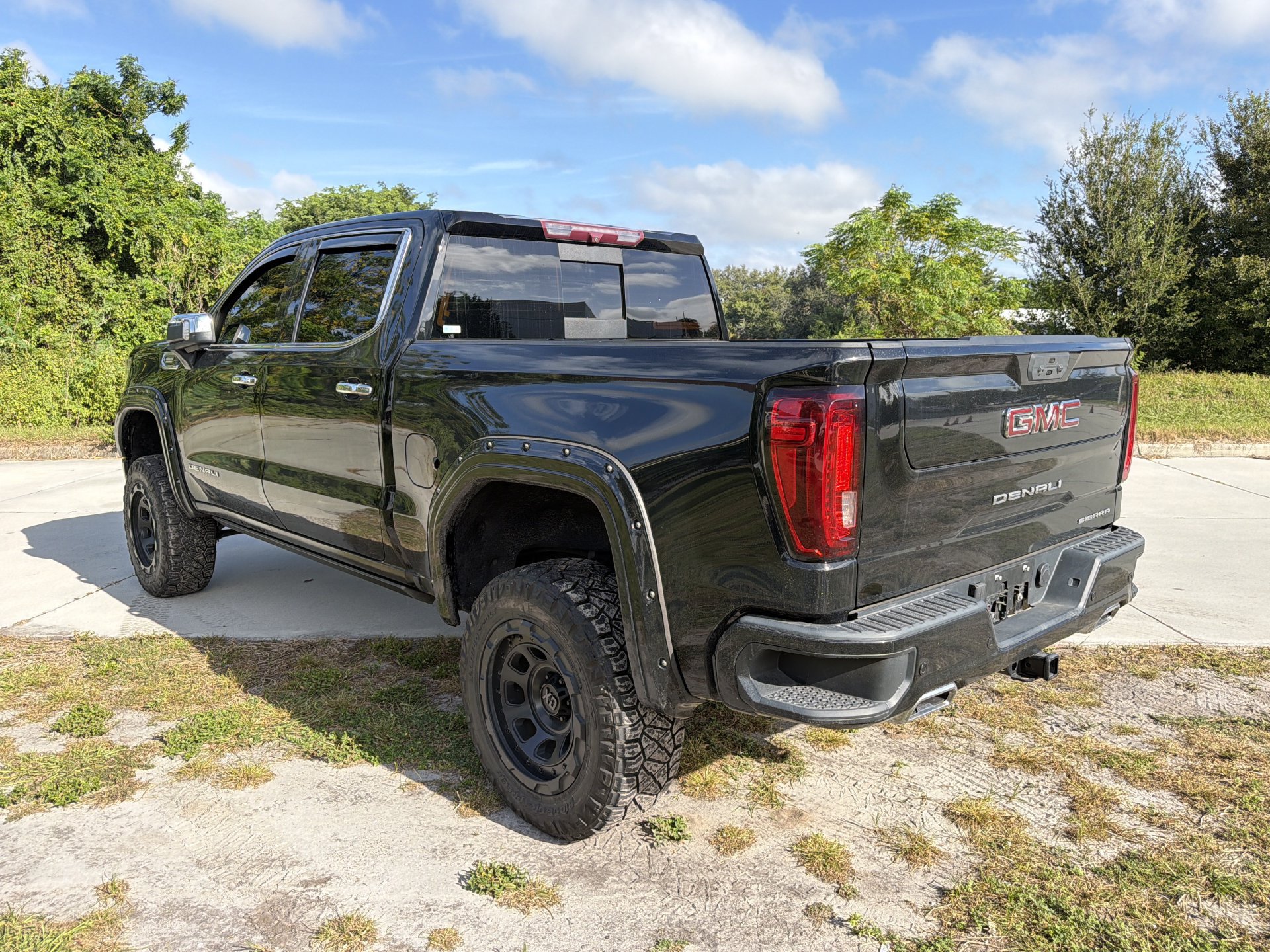 Used 2022 GMC Sierra 1500 Denali AWD/4WD image 6