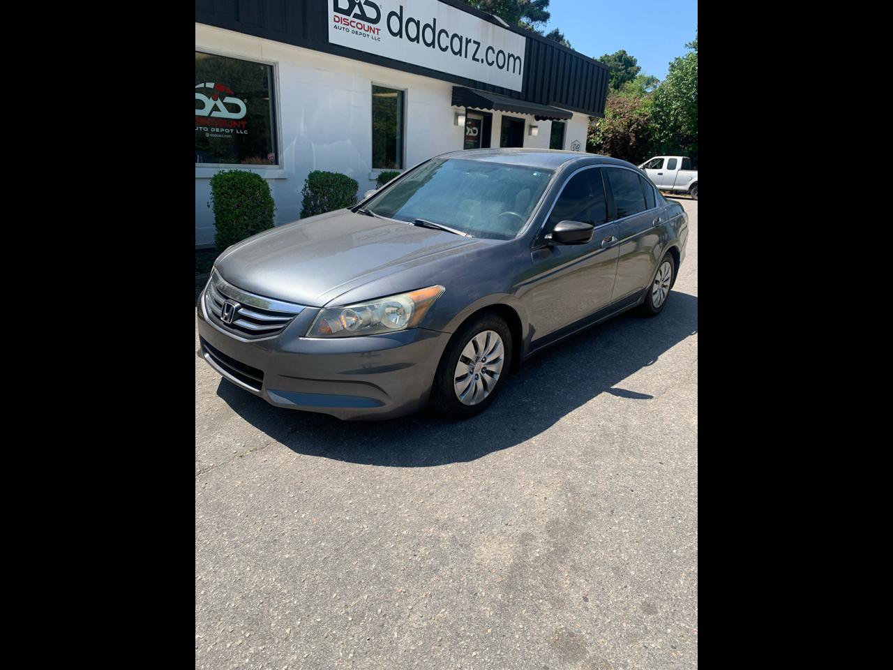 Used 2011 Honda Accord LX image 1