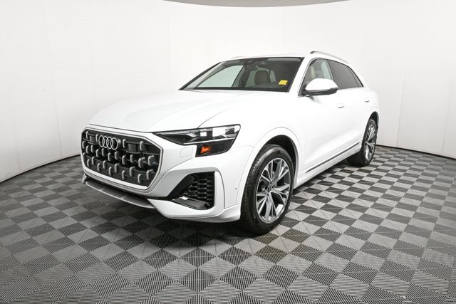 New 2025 Audi Q8 Premium image 33