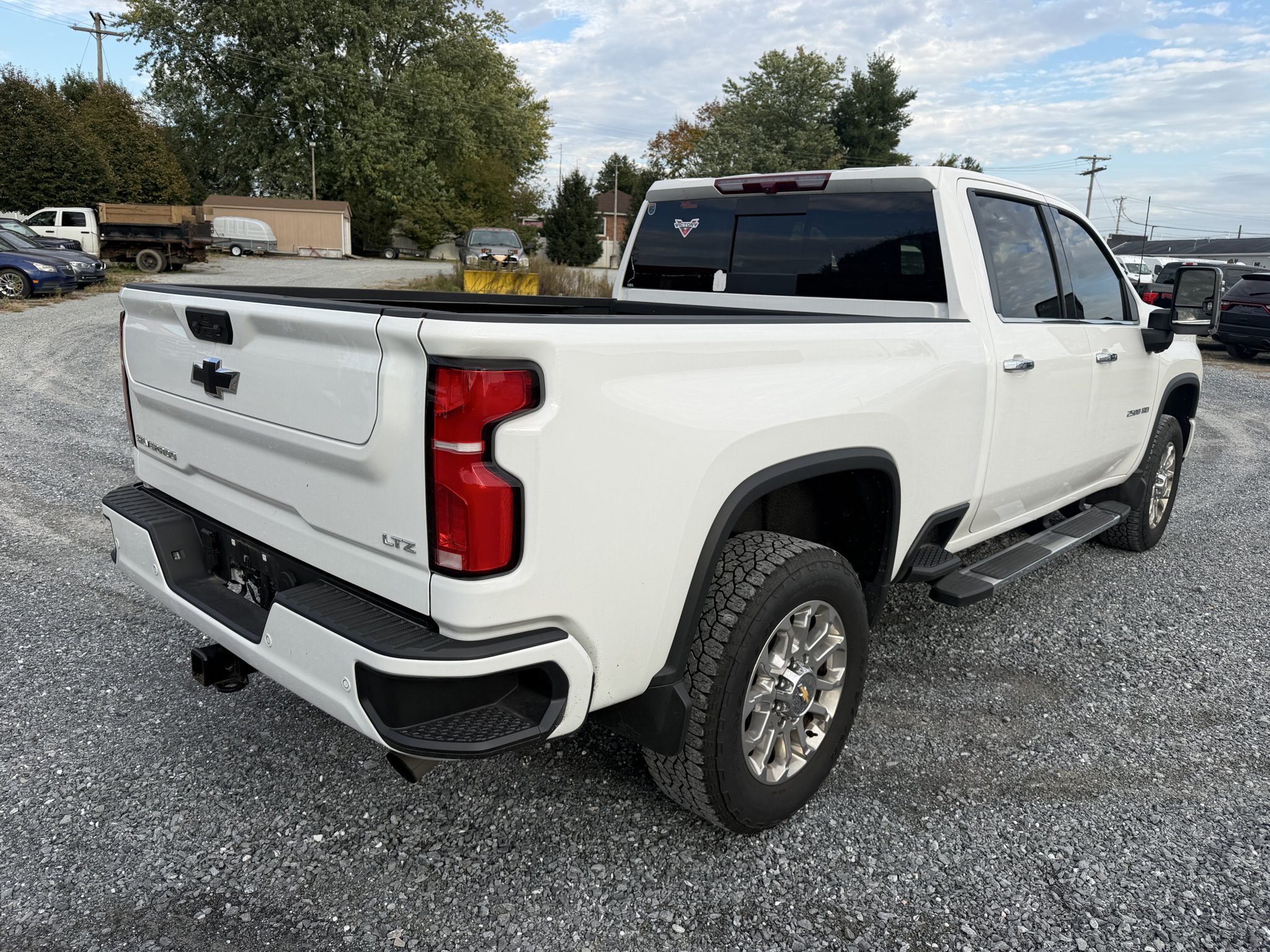 Used 2025 Chevrolet Silverado 2500 LTZ w/ Z71 Chrome Sport Edition AWD/4WD image 5