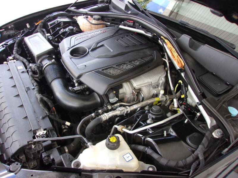 Used 2017 Alfa Romeo Giulia Ti w/ TI 19" Sport Package image 36