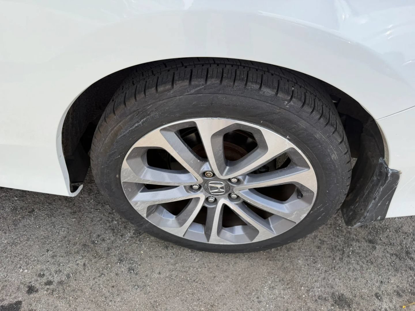 Used 2015 Honda Accord EX-L image 28
