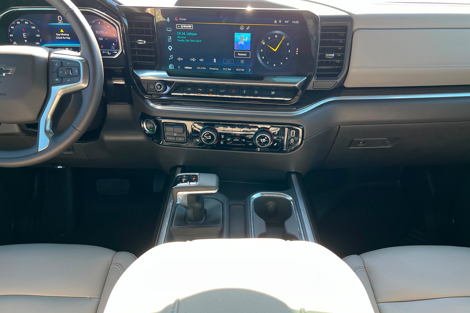 Used 2025 Chevrolet Silverado 1500 LT Trail Boss w/ Convenience Package II AWD/4WD image 14