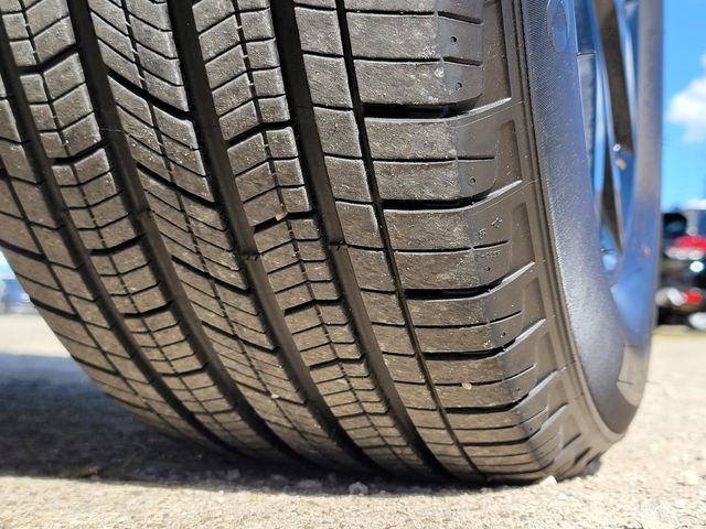 Used 2024 Jeep Grand Cherokee L Altitude image 14