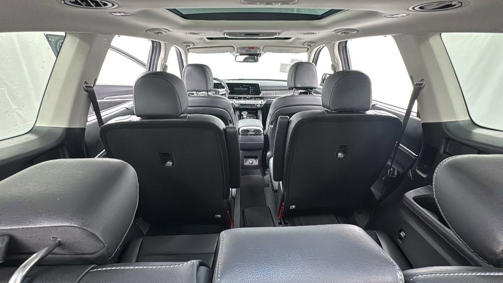 Used 2023 Kia Telluride SX image 19