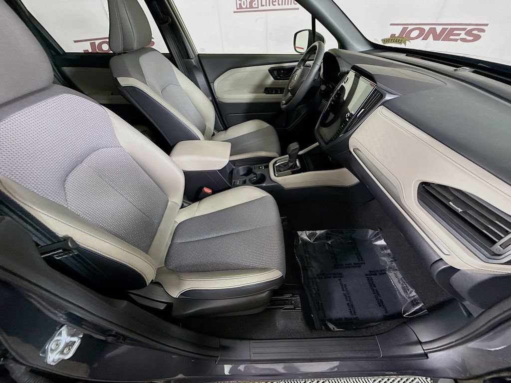 Used 2025 Subaru Forester Premium w/ Convenience Package #1 image 30