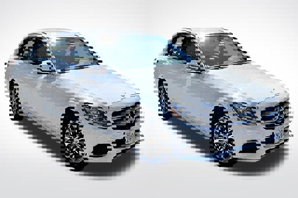 Used 2016 Mercedes-Benz C 300 Sedan image 3