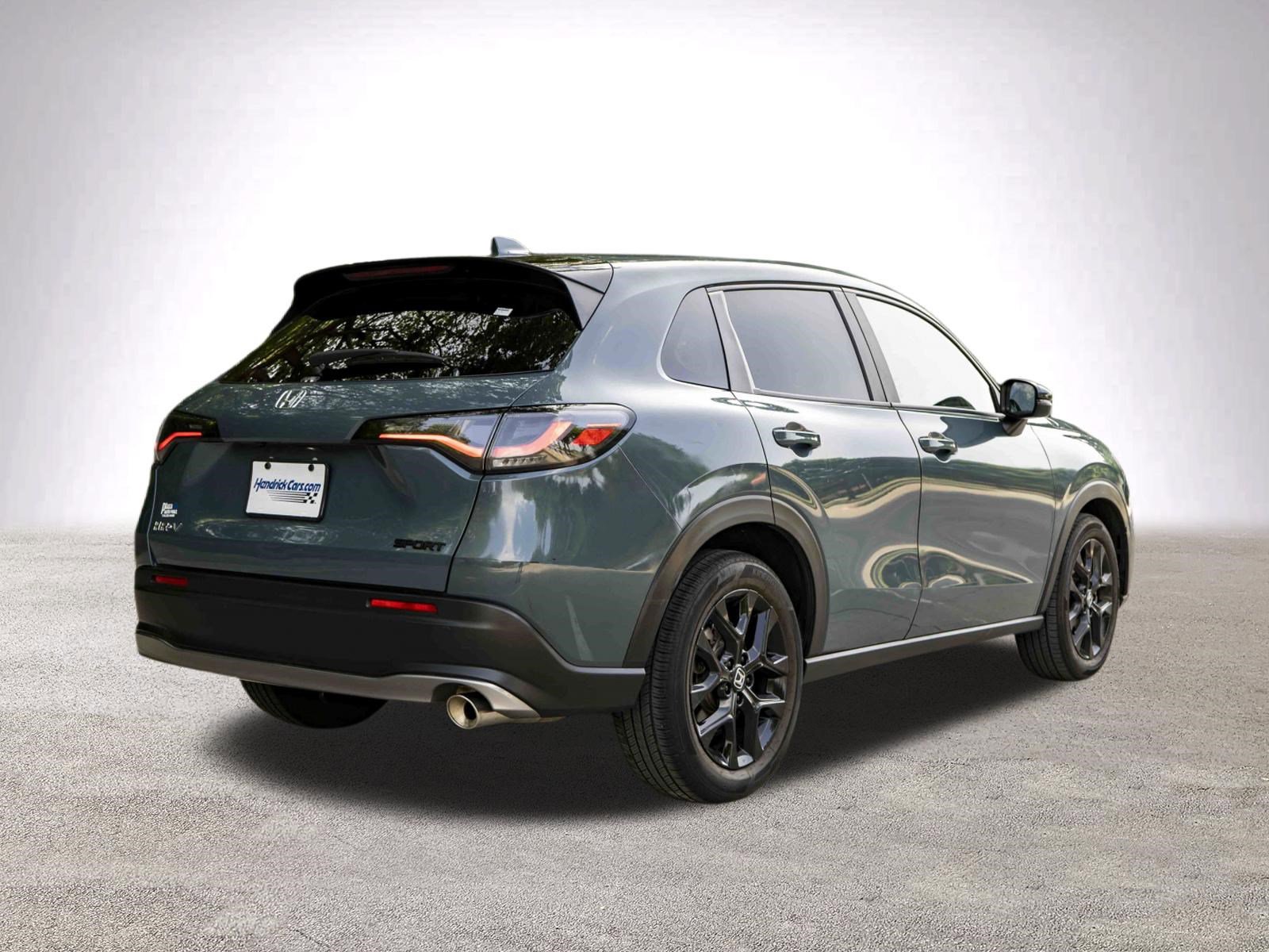 Used 2023 Honda HR-V Sport image 9