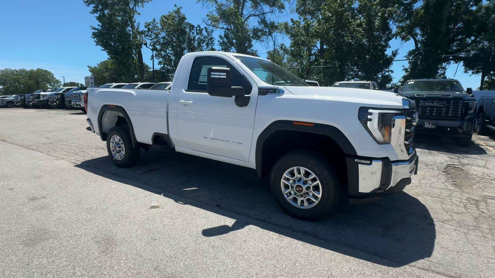 New 2026 GMC Sierra 2500 SLE AWD/4WD image 2