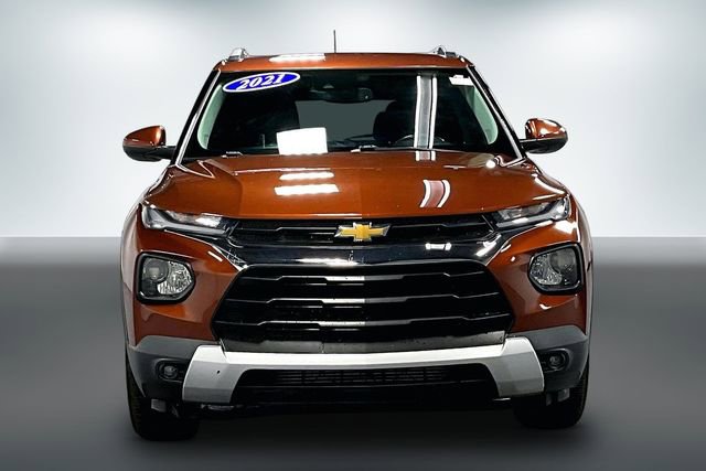 Used 2021 Chevrolet TrailBlazer LT image 2