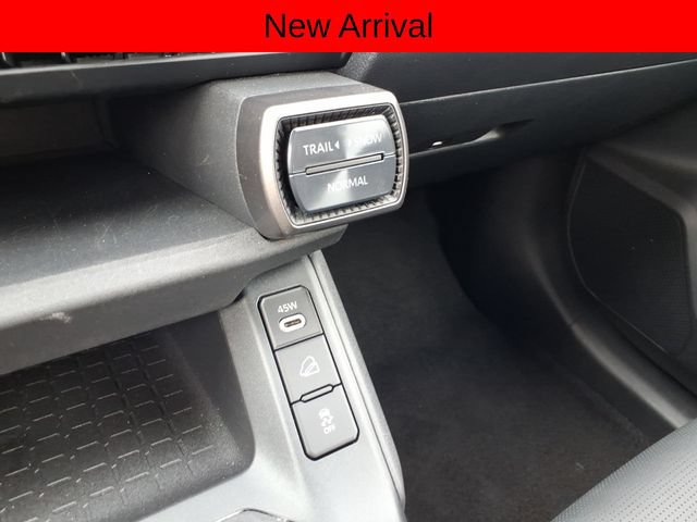 Used 2026 Toyota RAV4 XLE Premium AWD/4WD image 19
