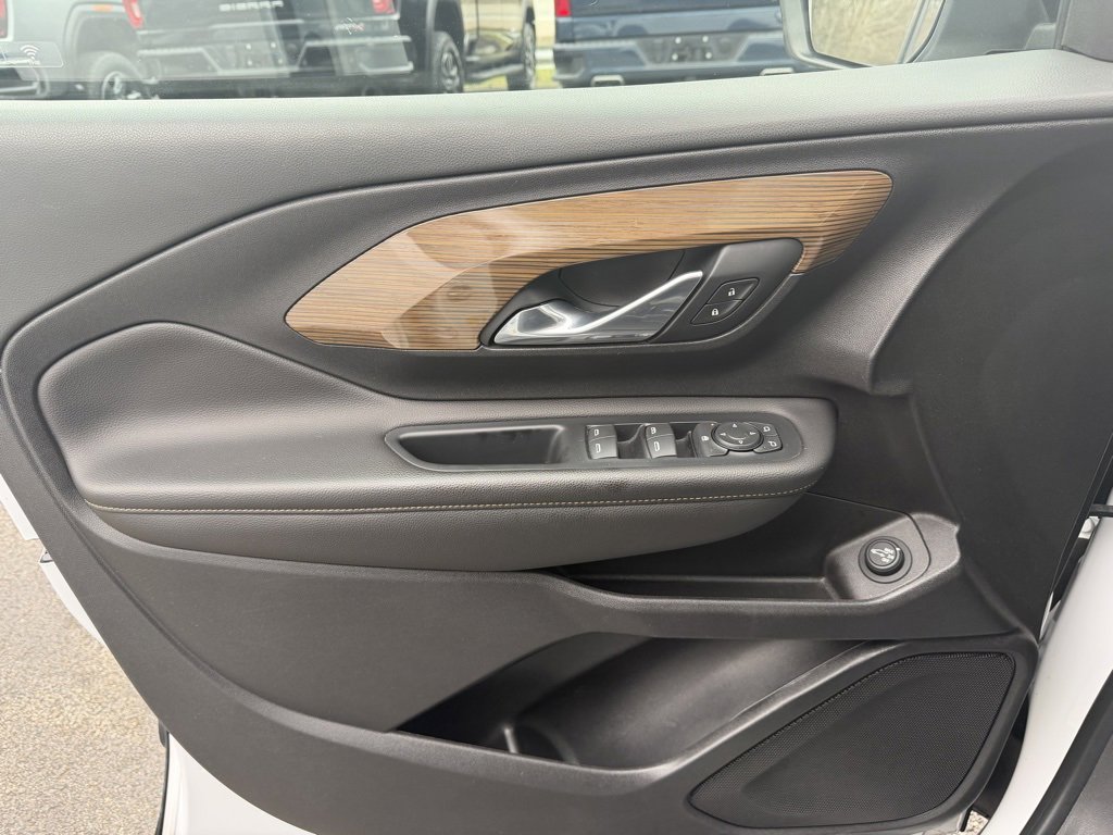 Used 2020 GMC Terrain SLE w/ Driver Convenience Package image 30