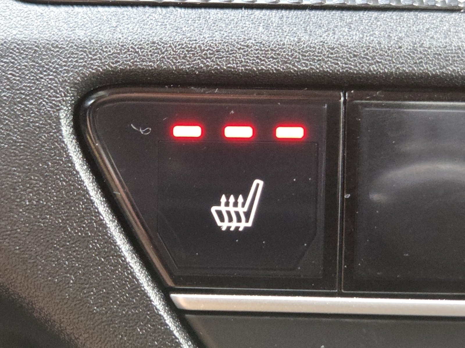 Certified 2024 Honda CR-V EX image 6