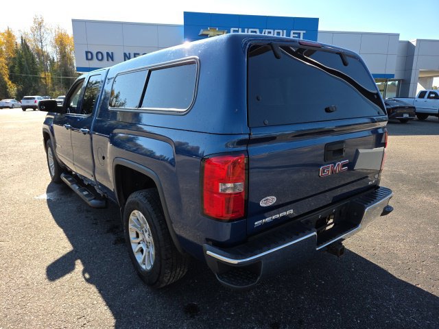 Used 2017 GMC Sierra 1500 SLE w/ SLE Value Package AWD/4WD image 5