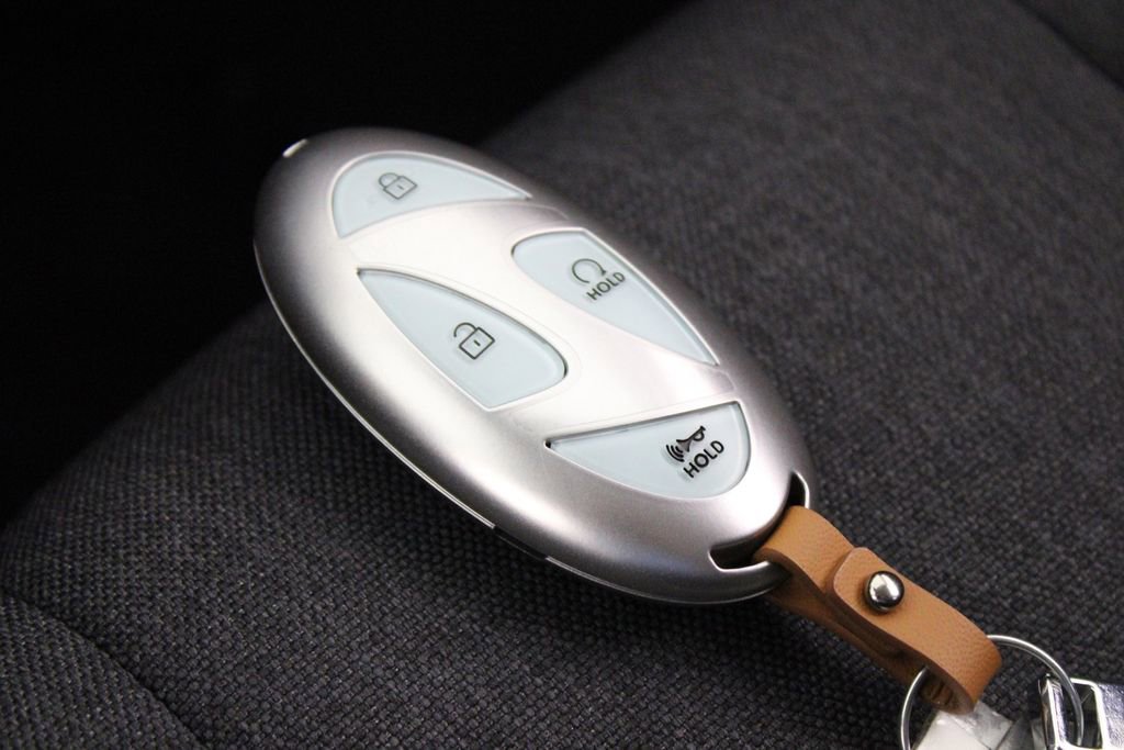 New 2025 Hyundai Ioniq 5 SE image 27