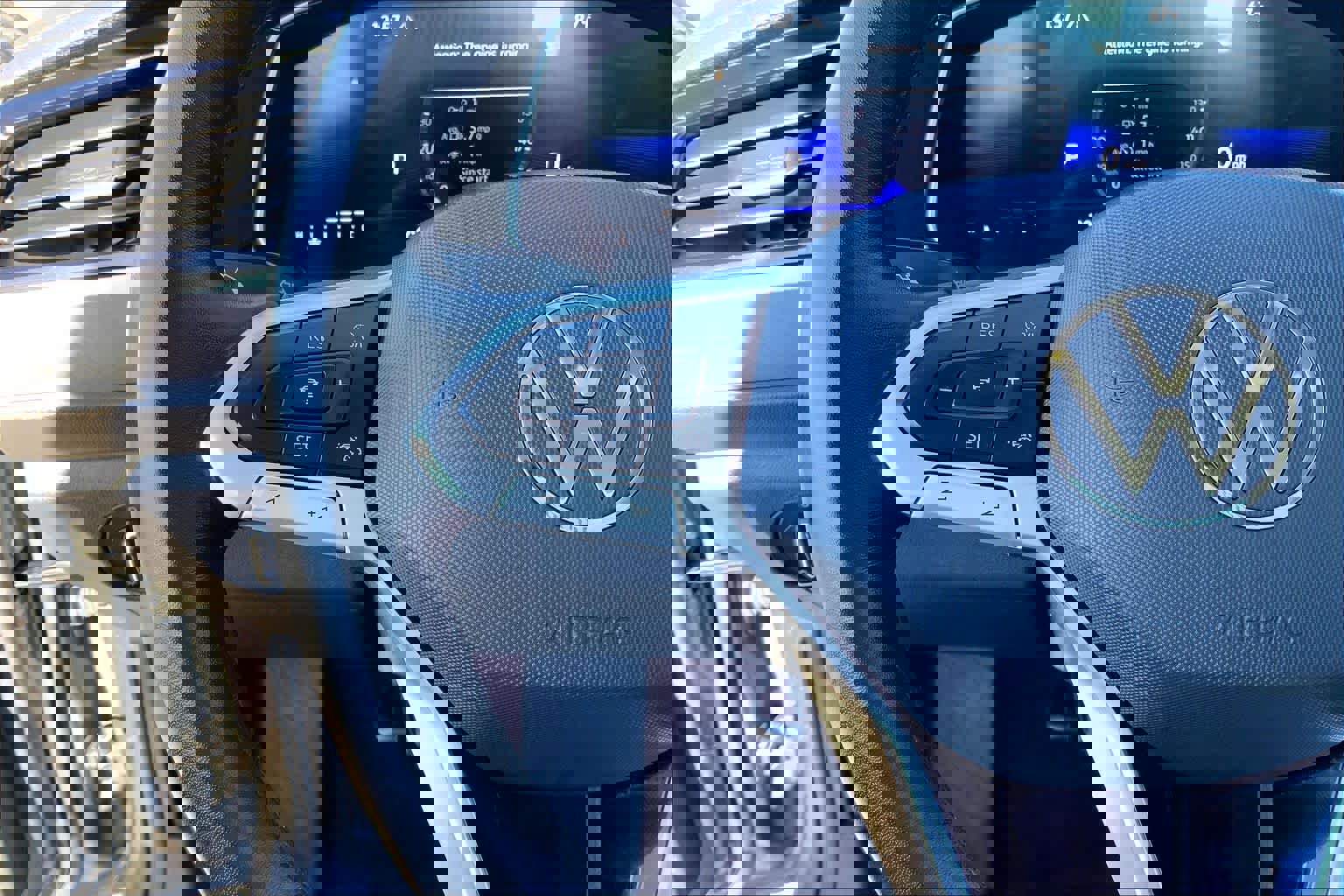 Used 2024 Volkswagen Jetta SE image 23